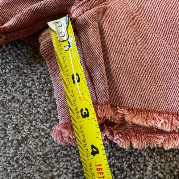 POL NWOT Women's Size Medium Thrashed Raw Hem Deep Rose High Waist Shorts Anthro - Picture 7 of 10
